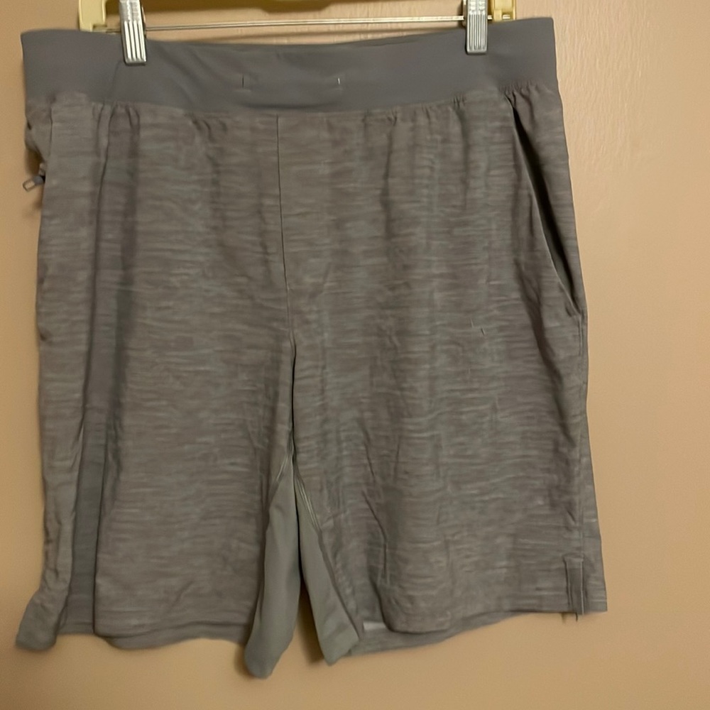 Men’s Lululemon shorts size xl